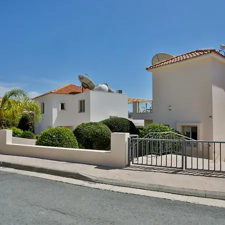 Vila Paradise Sunrise 10 *