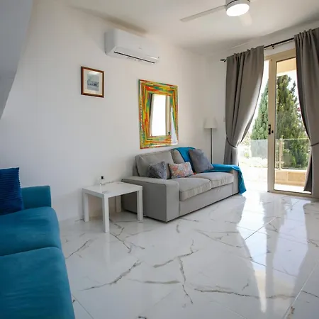 Villa Paradise Sunrise 10 *