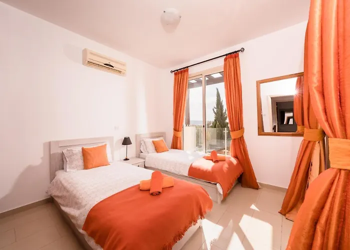 Villa Paradise Sunrise 10 Coral Bay